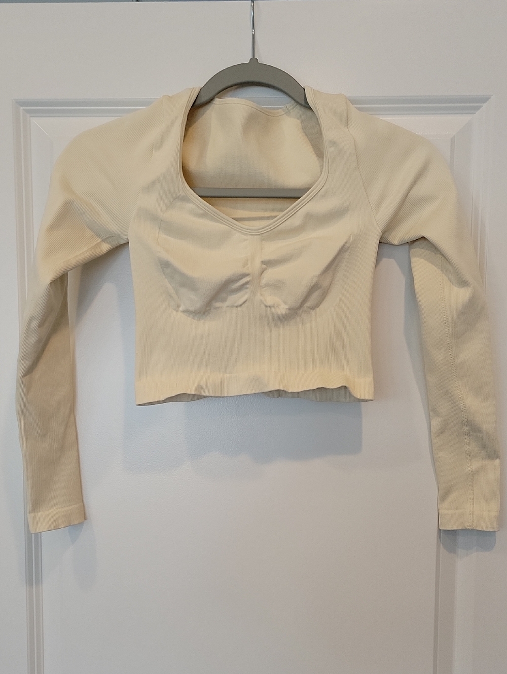 OQQ Beige Ribbed Cropped Longsleeve TEE Stretch Small NWOT